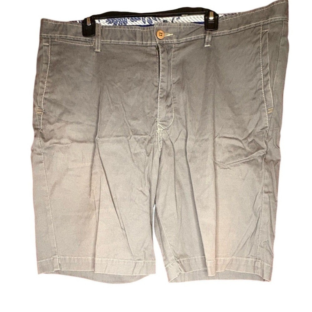 Tommy Bahama men's 40 waist grey shorts
